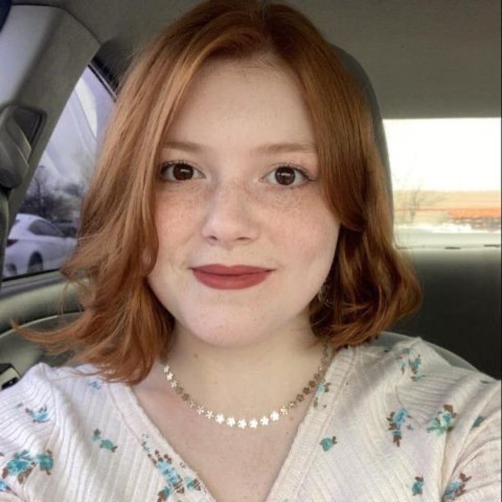 Meet your Posher, Olivia